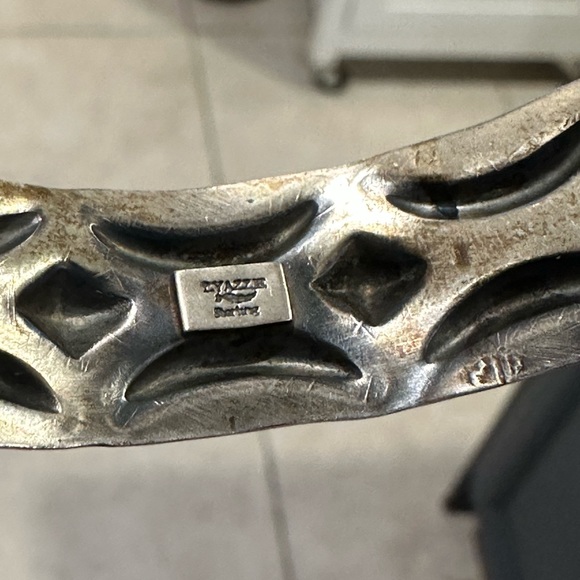 Concho bangle - Picture 3 of 3